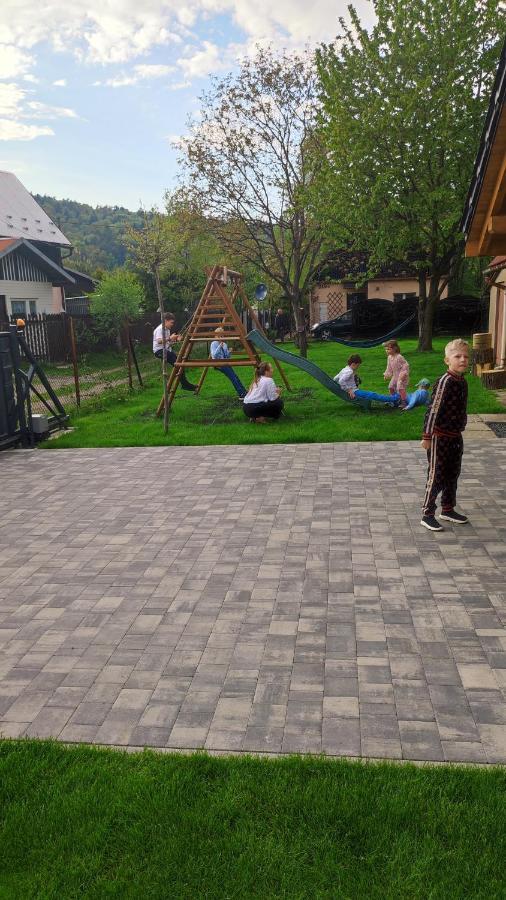 Dom Pod Jesionem Lägenhet Jaroszowice Exteriör bild